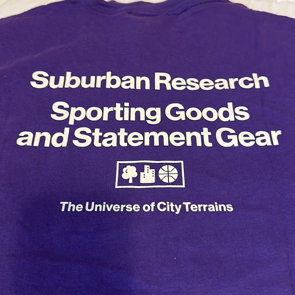 H&M Tee - Picture 5 of 7